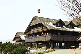 Trapp Family Lodge Entry